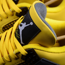 Air Jordan 4 Retro "Lightning"
