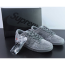 Nike SB Dunk Low x Supreme