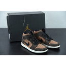 Air Jordan 1 Mid ''Brown Suede''